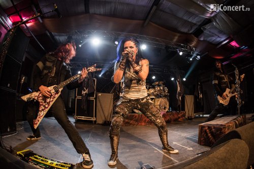 Arch Enemy a venit la Bucureşti cu noua solistă, Alissa White-Gluz - Foto: Paul Voicu / iConcert.ro