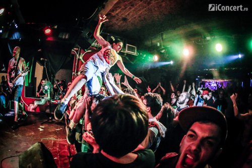 Publicul de la Comeback Kid - Foto: Paul Voicu / iConcert.ro