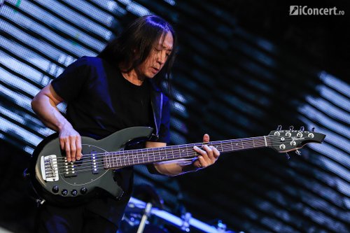 John Myung - basistul Dream Theater - Foto: Paul Voicu / iConcert.ro