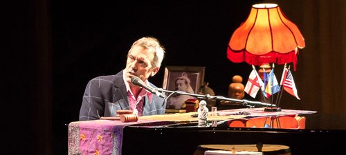 Hugh-Laurie-Sala-Palatului-Bucuresti-2014