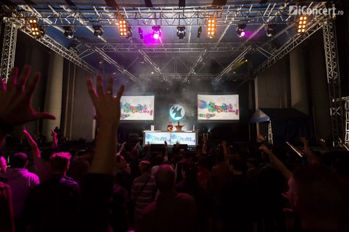 Snatt & Vix au mixat în deschiderea serii - Foto: Daniel Robert Dinu / iConcert.ro