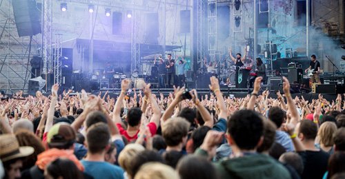 The-Cat-Empire-Electric-Castle-Festival-2015