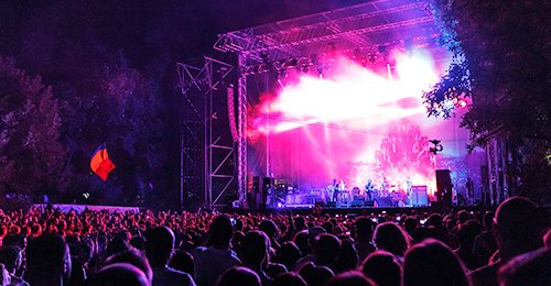 Foals-Summer-Well-2015
