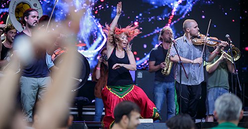 Lemon-Bucket-Orkestra-Bucureşti