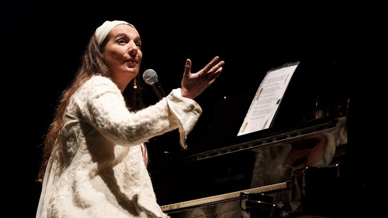 Dulce-Pontes-Sala-Palatului-Bucuresti-2015