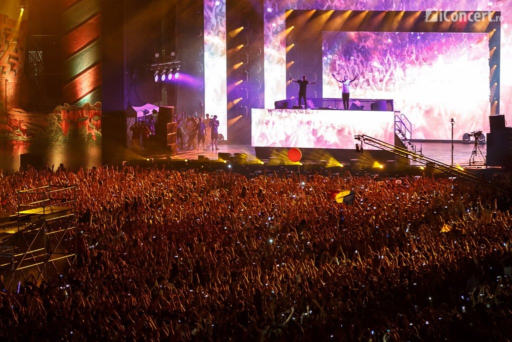Dimitri-Vegas-Like-Mike-Untold-Festival-2015-Cluj-Napoca-19