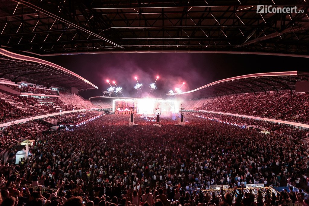 Armin-Van-Buuren-Untold-Festival-2015-Cluj-Napoca-07