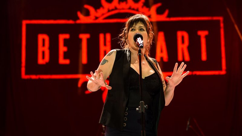 Beth-Hart-Sala-Palatului-Bucuresti-21-iulie-2015-11