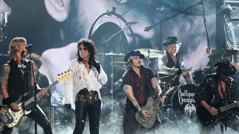 holhollywood-vampires-duff-mckagan-alice-cooper-johnny-depp-joe-perry