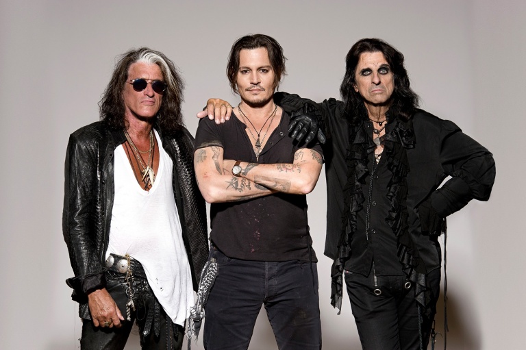 CONCURS: Câştigă invitaţii la concertul The Hollywood Vampires