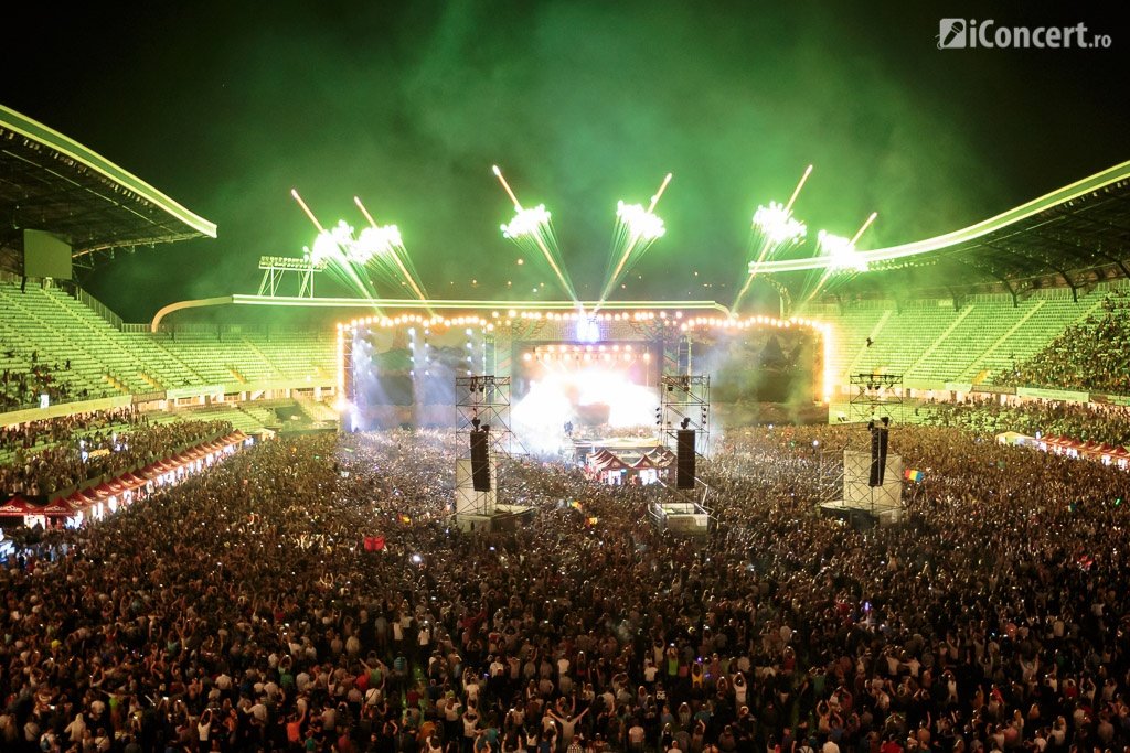 Armin-Van-Buuren-Untold-Festival-2015-Cluj-Napoca-15