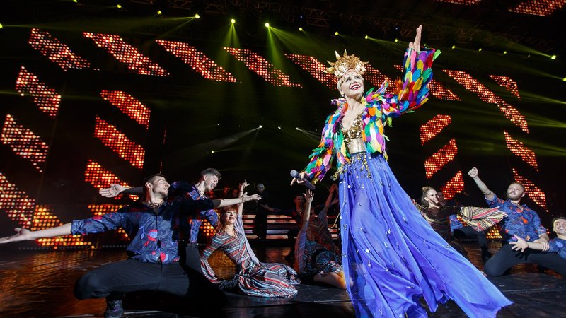 Loredana-Sala-Palatului-Bucuresti-8-noiembrie-2015-37