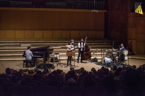 RECENZIE: Frumuseţea contrastelor în jazz, explicată de Dhafer Youssef la Sala Radio din Bucureşti