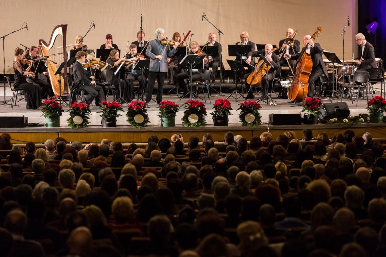 FOTO: Vienna Magic Christmas 2016 – Johann Strauss Ensemble la Sala Palatului din Bucureşti