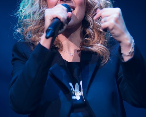 Concertul Lara Fabian de la Craiova, amânat