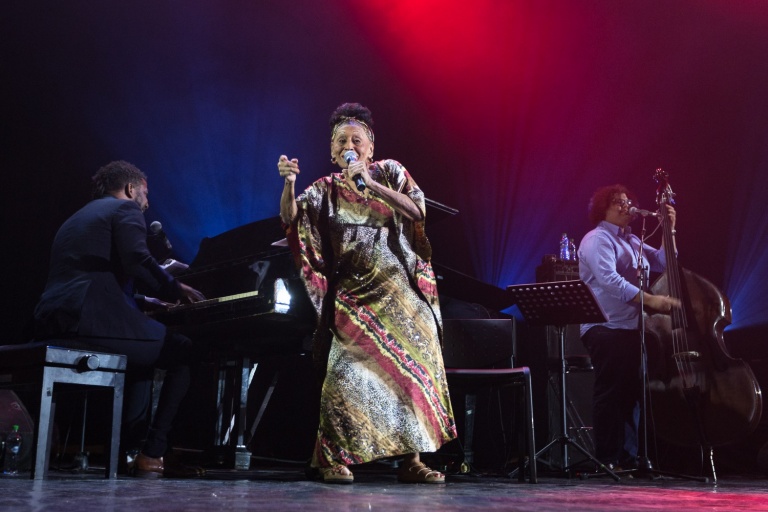 FOTO: Omara Portuondo la Sala Palatului din Bucureşti