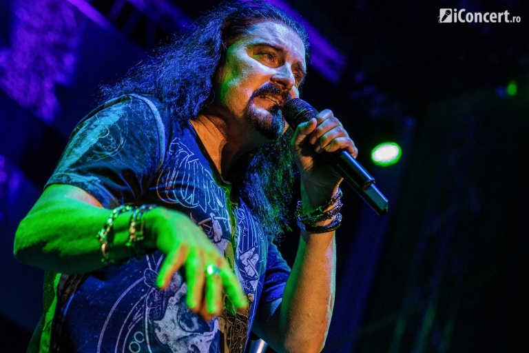 RECENZIE: Un show de metal progresiv de excepţie, cu Dream Theater la Bucureşti (FOTO)