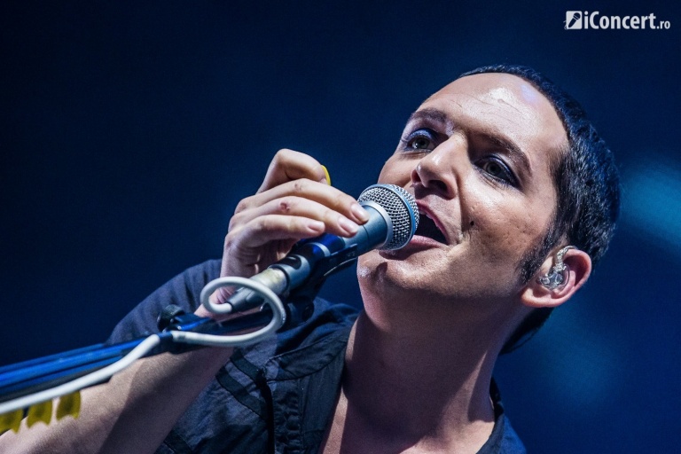RECENZIE: Placebo la Bucureşti – 20 de ani sărbătoriţi printr-un concert între prieteni (FOTO)
