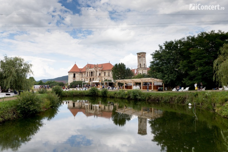 RECENZIE: Electric Castle 2017 – festivalul căruia vrei să îi dai mesaje de dor (FOTO)