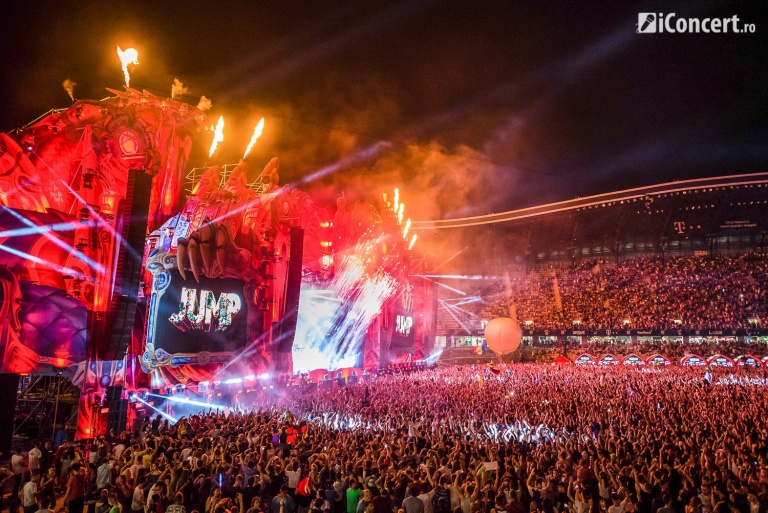 FOTO: Martin Garrix, Afrojack şi Alan Walker, în ultima zi de UNTOLD Festival 2017