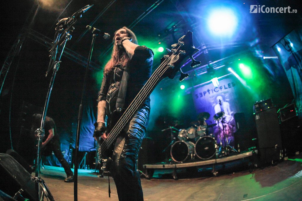 4-septicflesh-rockstadt-extreme-fest-2013-62