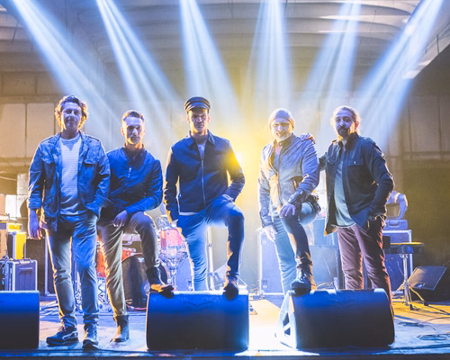 Trupa VAMA se pregăteşte de cel mai complex show din cariera sa