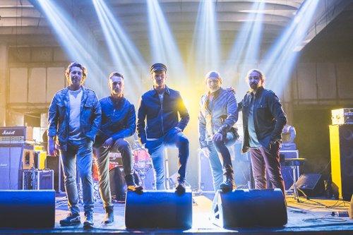 Trupa VAMA se pregăteşte de cel mai complex show din cariera sa