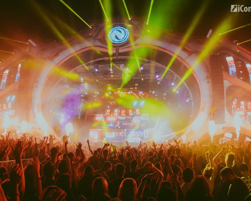 FOTO: Hardwell, GTA, Yellow Claw, Alan Walker, Alle Farben, în prima zi de NEVERSEA Festival 2018