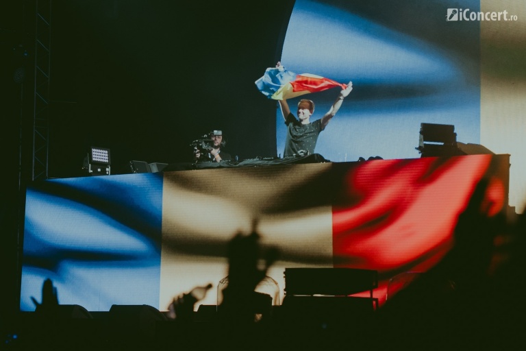 FOTO: Armin van Buuren, John Newman, Tujamo, în a treia zi de NEVERSEA Festival 2018