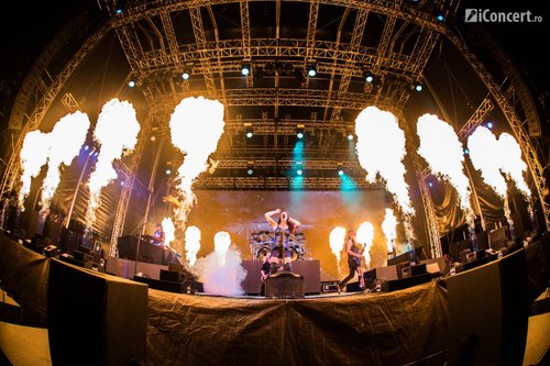 RECENZIE: Nightwish la Bucureşti – două decenii de rock simfonic aniversate într-un concert senzaţional (FOTO)