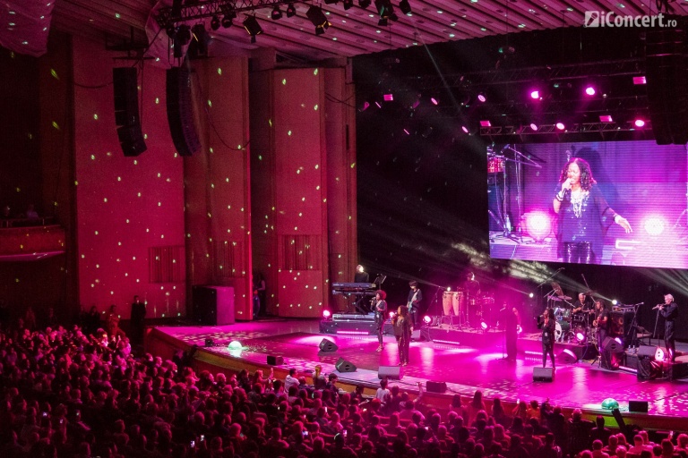 FOTO: Boney M. feat. Liz Mitchell la Sala Palatului din Bucureşti