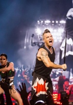 Robbie Williams concertează la UNTOLD 2019