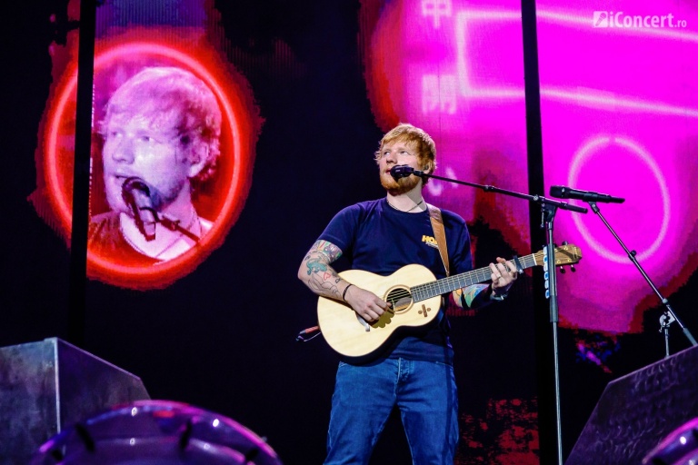 RECENZIE: Un cor de 50.000 de oameni dirijaţi de un singur suflet – Ed Sheeran la Bucureşti (FOTO)