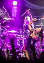 RECENZIE: Evanescence la Bucureşti – un concert intens și plin de nostalgie  (FOTO)