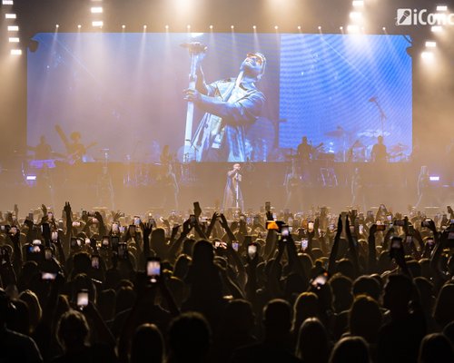 RECENZIE: Ritmuri latino și momente fierbinți într-un show incendiar cu Maluma la București (FOTO)