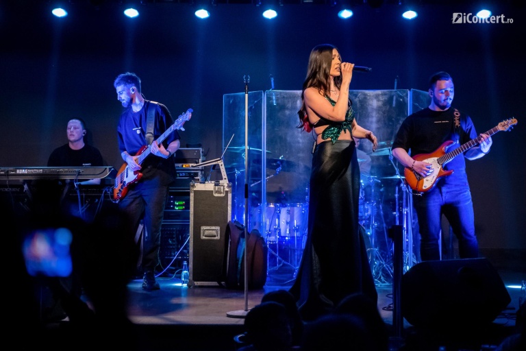FOTO: Alina Eremia la Hard Rock Cafe din Bucureşti
