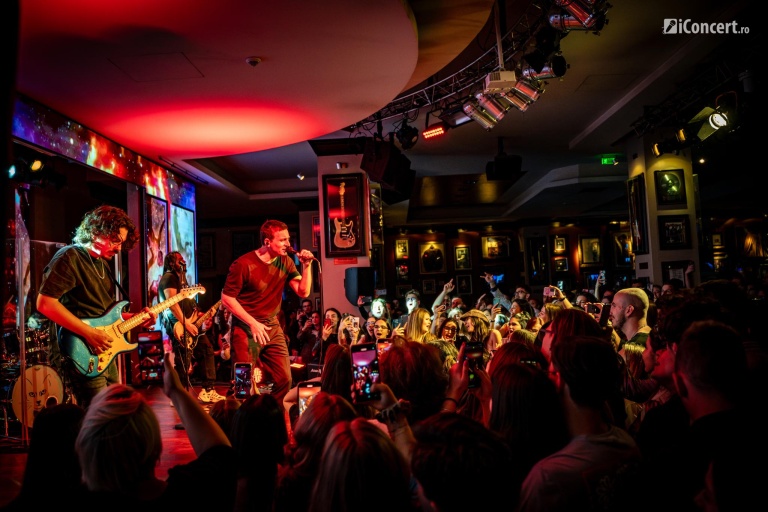 FOTO: The Motans la Hard Rock Cafe din Bucureşti