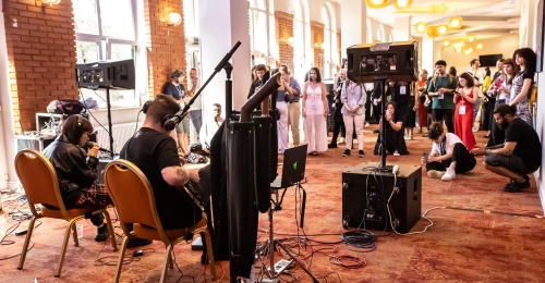 Foto Comunicat de presă