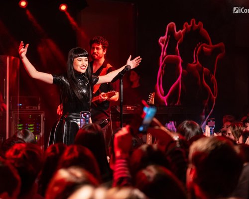FOTO: Irina Rimes la Hard Rock Cafe din Bucureşti