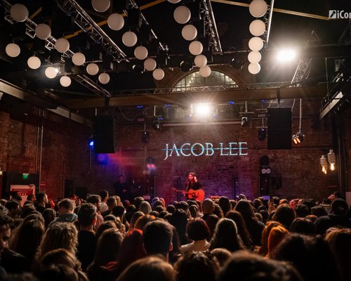 FOTO: Jacob Lee la Expirat – Halele Carol din Bucureşti