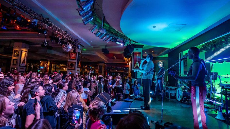 poze-vama-hard-rock-cafe-bucuresti-202436
