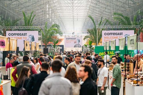 COFFeEAST 2026: festivalul cafelei aduce degustări, competiții și muzică live la București