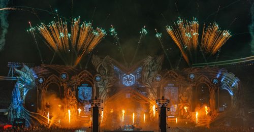 Program pe zile UNTOLD Festival 2026. Află când urcă pe scenă Sting, Zara Larsson, Lewis Capaldi sau Martin Garrix!