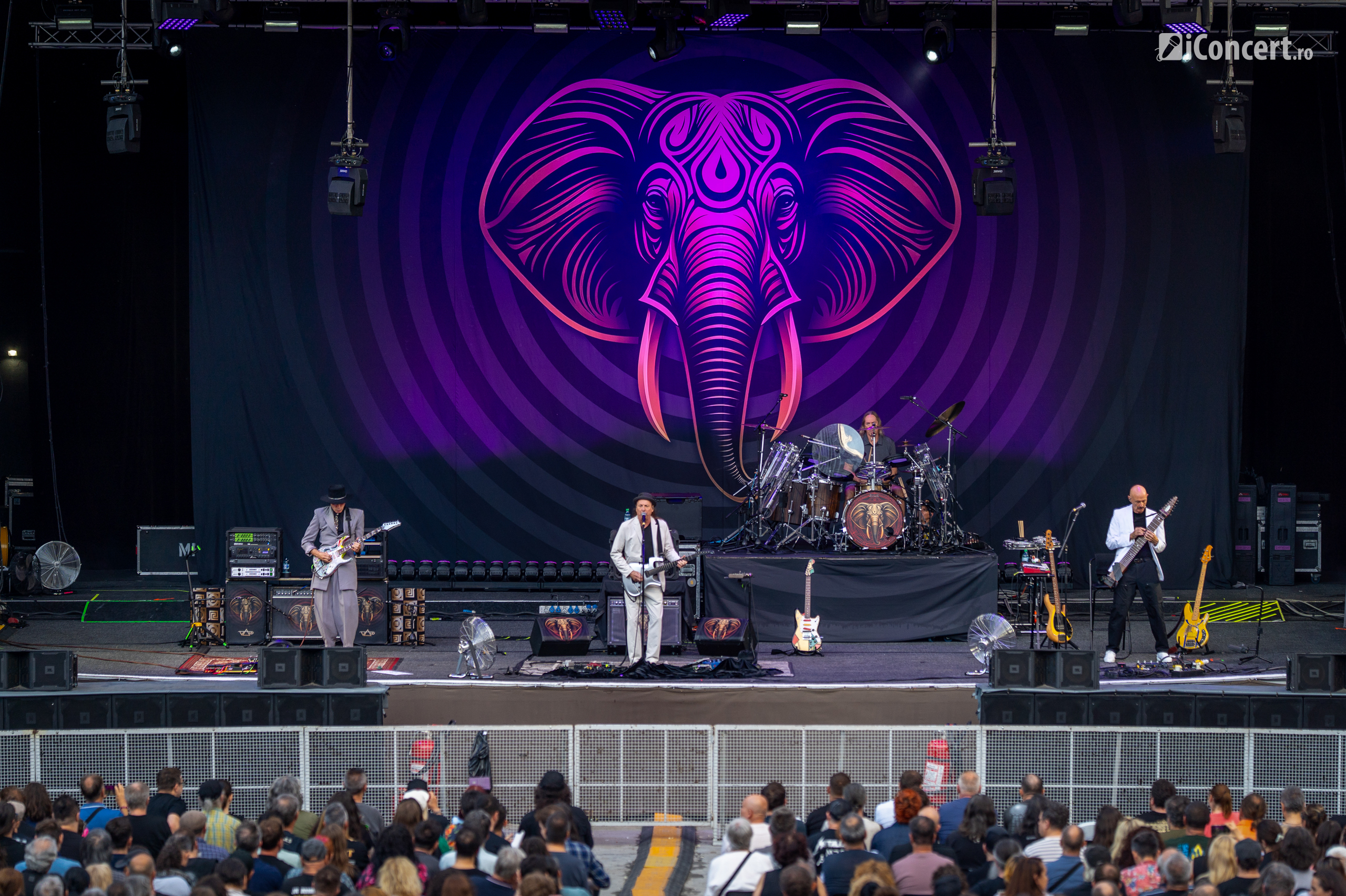 FOTO: BEAT – Steve Vai, Danny Carey, Adrian Belew, Tony Levin la Arenele Romane din București